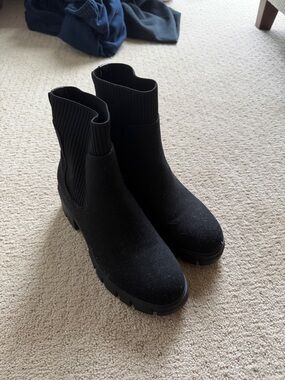 Amazon Black Knit Chelsea Lug Ankle Boots